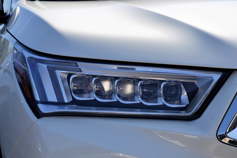 moto-MOISSAC BELLEVUE-min_acura-headlamp-2834131